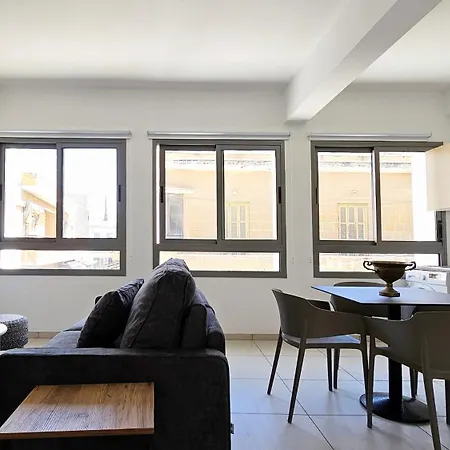 Phaedrus Living Ledras Residences 105 Apartamento
