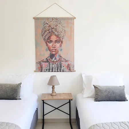 Apartamento Phaedrus Living Ledras Residences 105